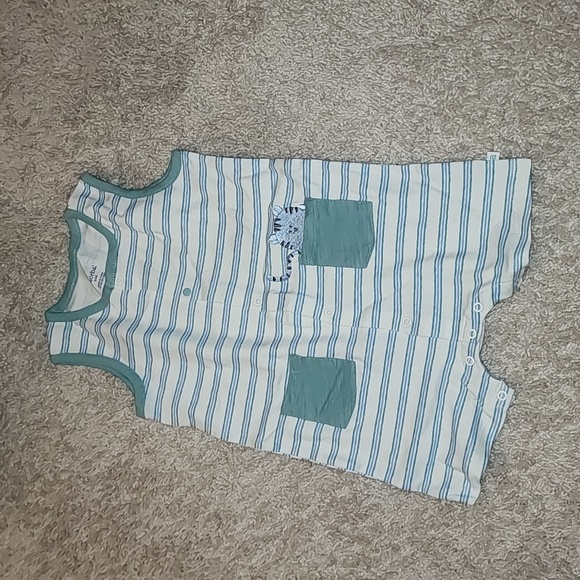 Absorba - Picture 1 of 2